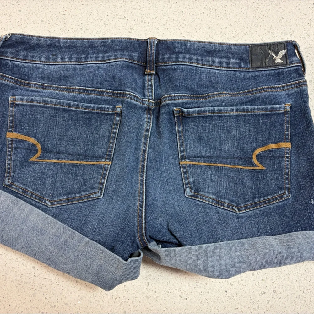 American Eagle Outfitters Blue Denim Shorts - Picture 2 of 3